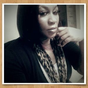 Meet your Posher, Deshuna